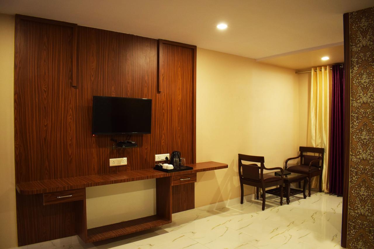 Hotel New Majestic Ajmer Esterno foto