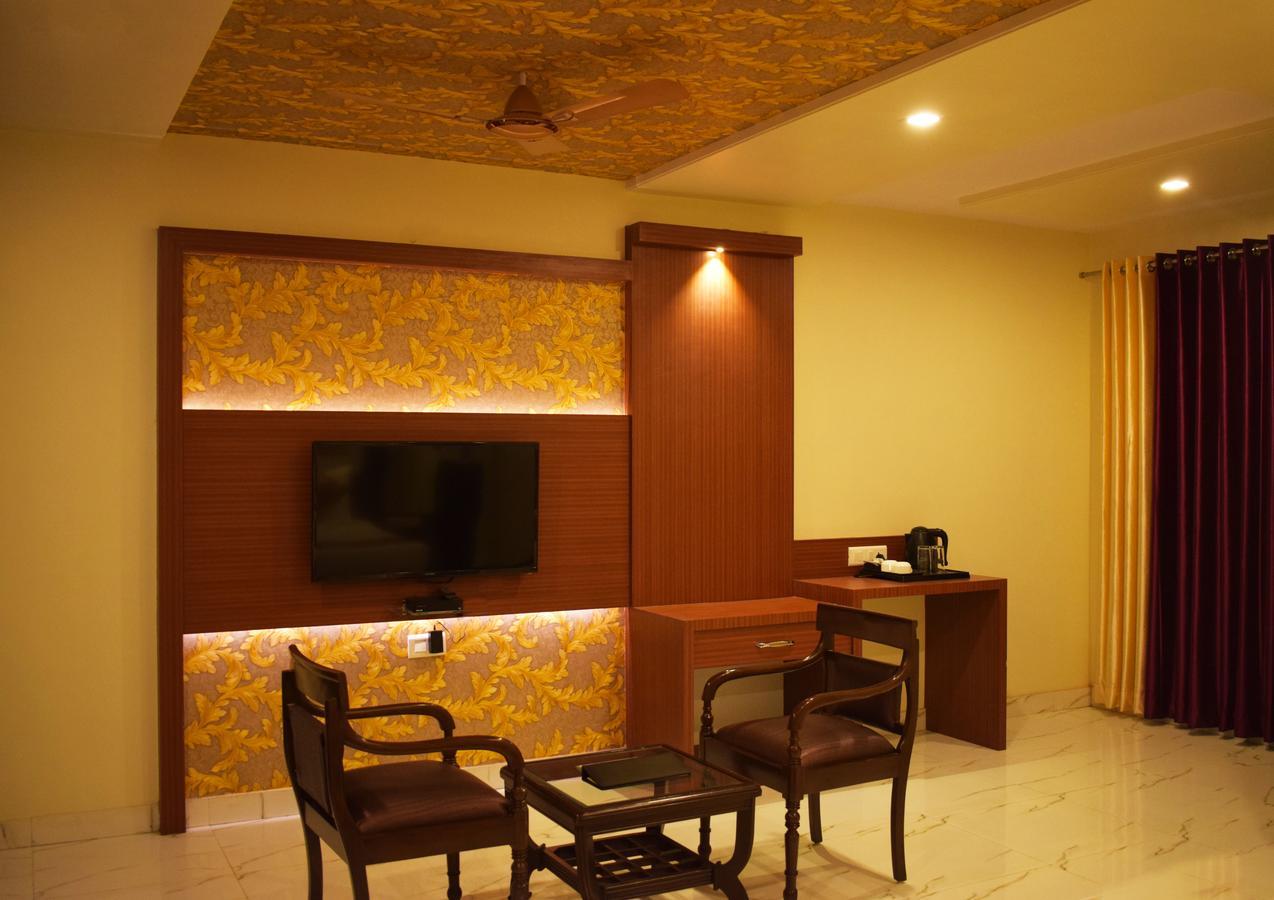 Hotel New Majestic Ajmer Esterno foto